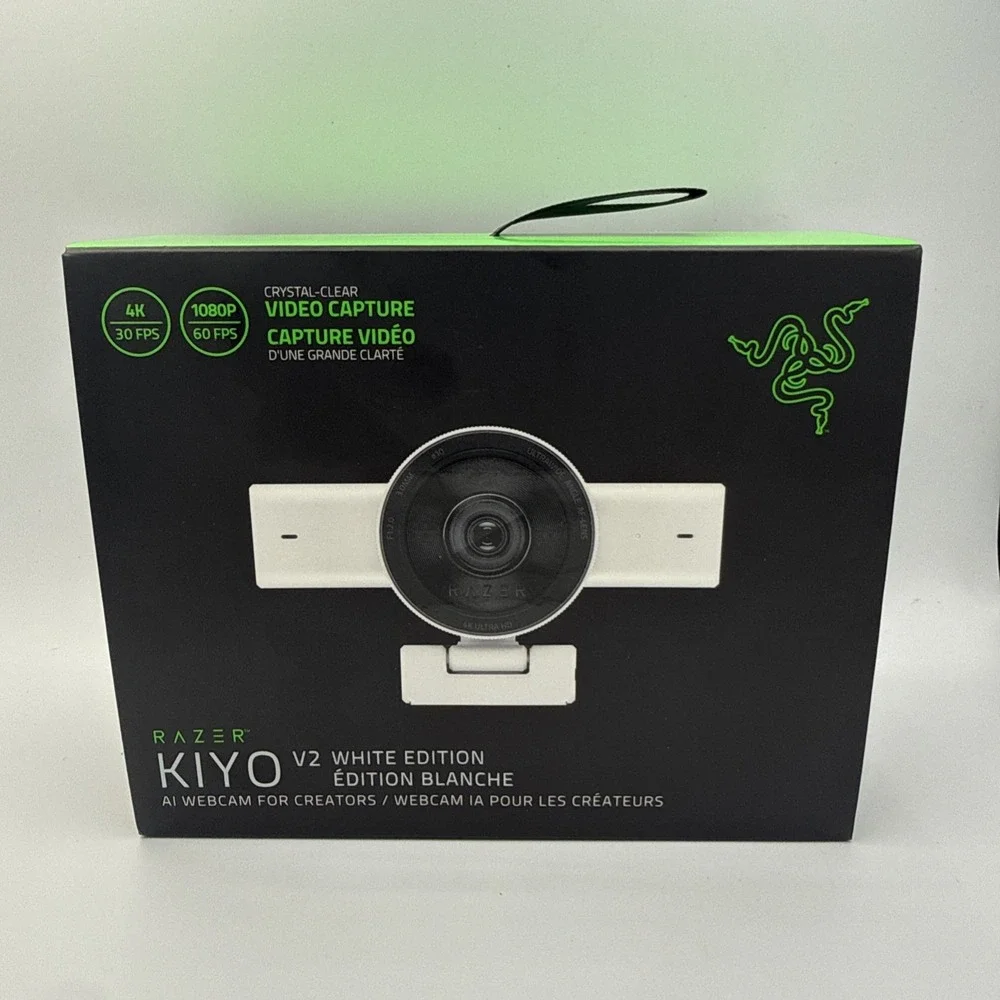 Razer Kiyo V2 Streaming Webcam: 4K 30 FPS, 1080p 60 FPS - AI Powered in White